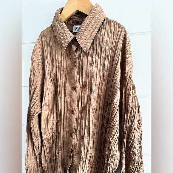 Vintage “Snazzie” Bronze Long Sleeve Button down Crinkle Top - Size XL - Picture 2 of 8
